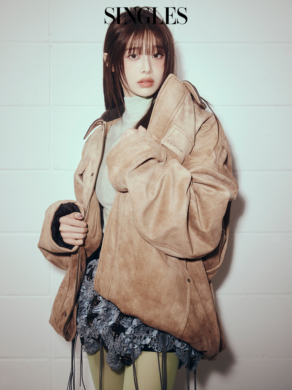 싱글즈 2월 호 츄 화보 이미지