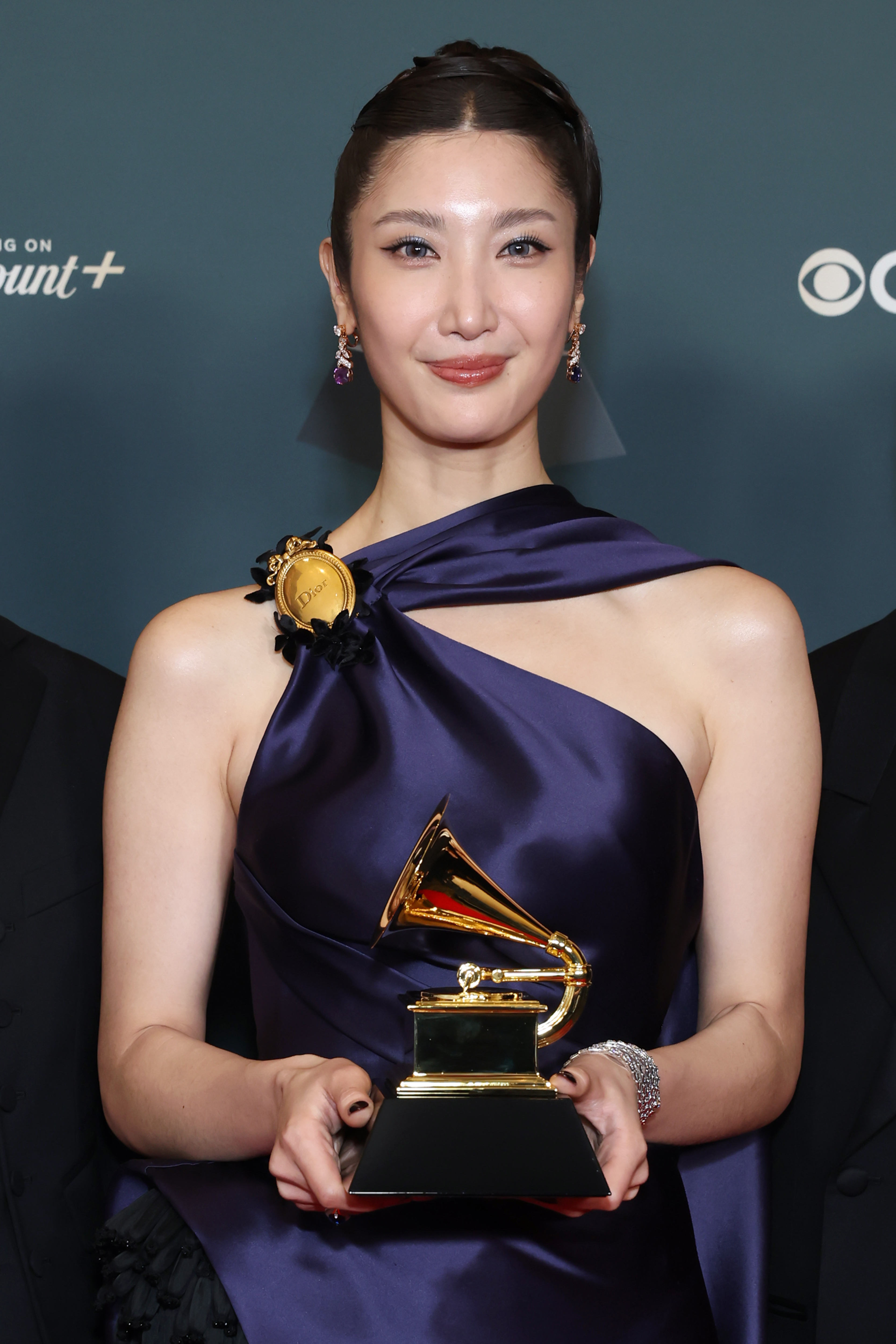 ‘베스트 송 리튼 포 비주얼 미디어’ 부문을 수상한 <케이팝 데몬 헌터스>의 OST <골든>