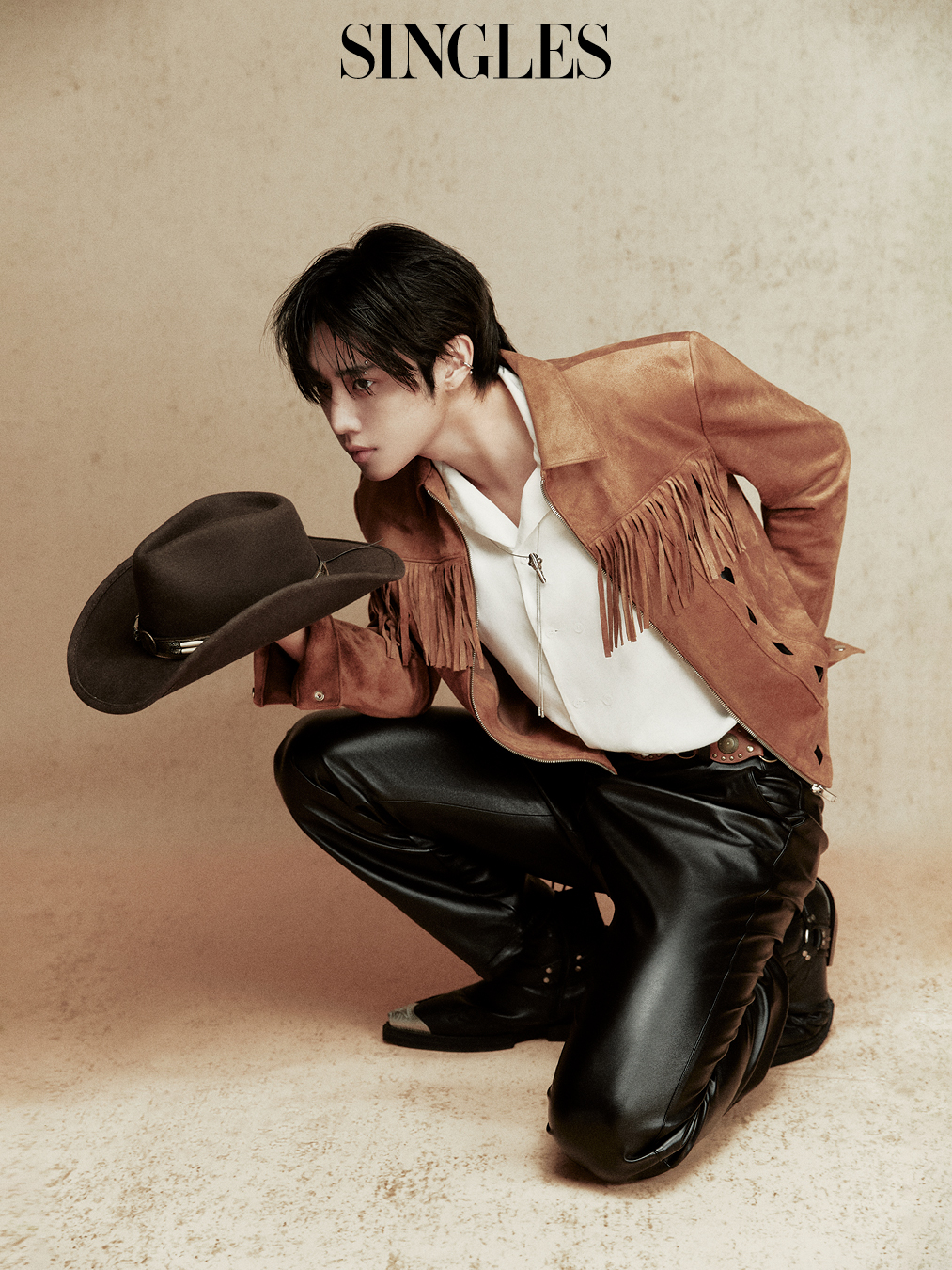 싱글즈 2월 호 더보이즈 선우 화보 이미지