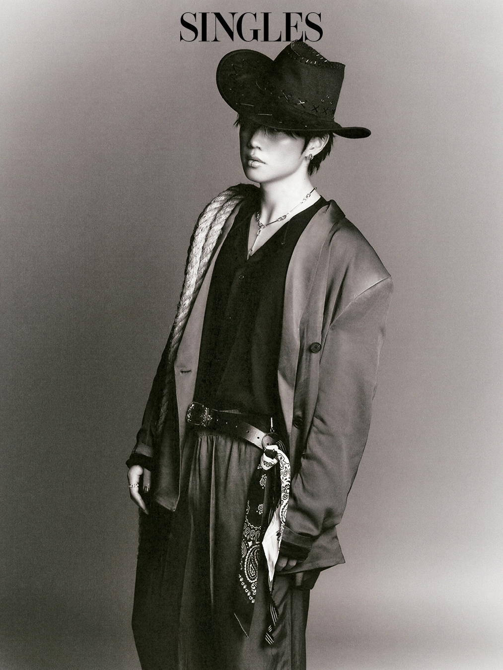 싱글즈 2월 호 더보이즈 선우 화보 이미지