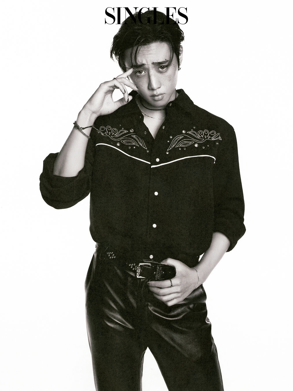 싱글즈 2월 호 더보이즈 선우 화보 이미지