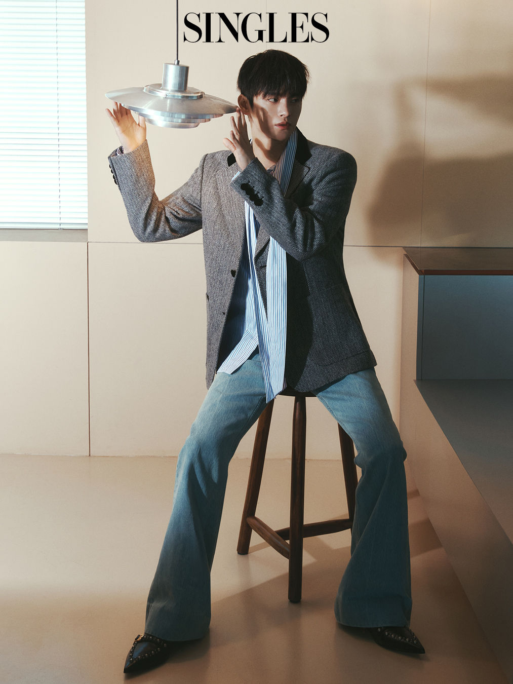 싱글즈 3월 호 서인국 화보 이미지