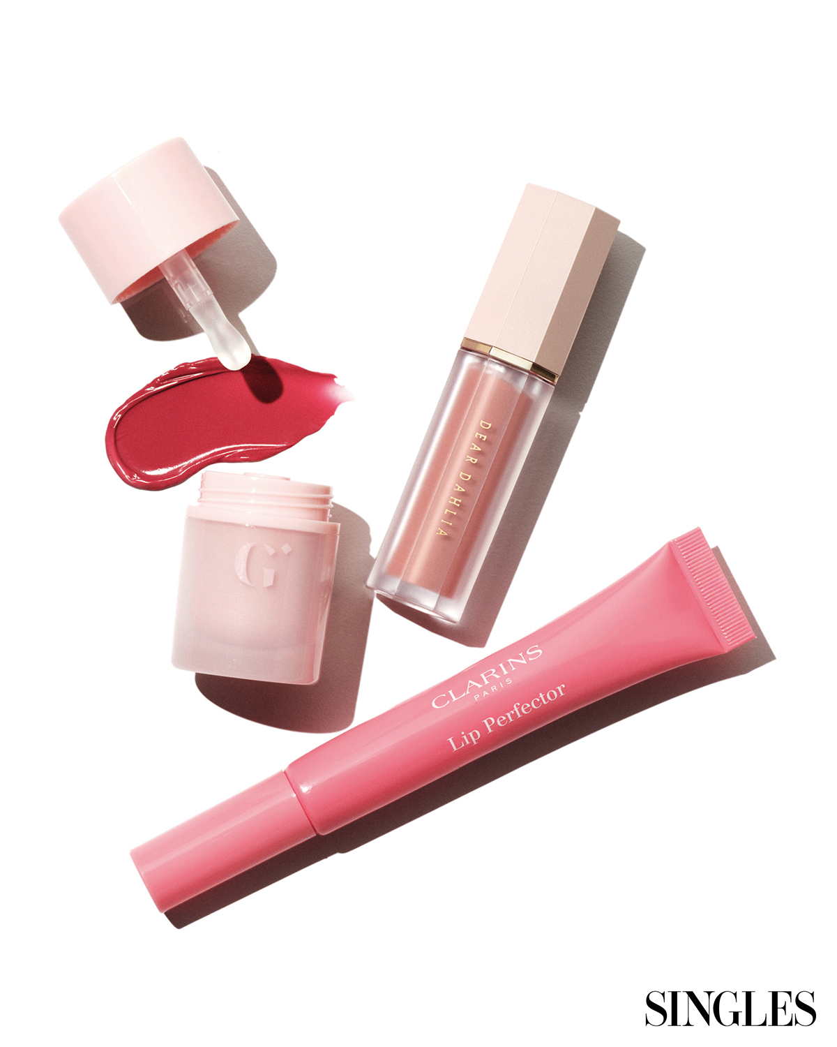 싱글즈 3월 호 봄 메이크업 제품 이미지