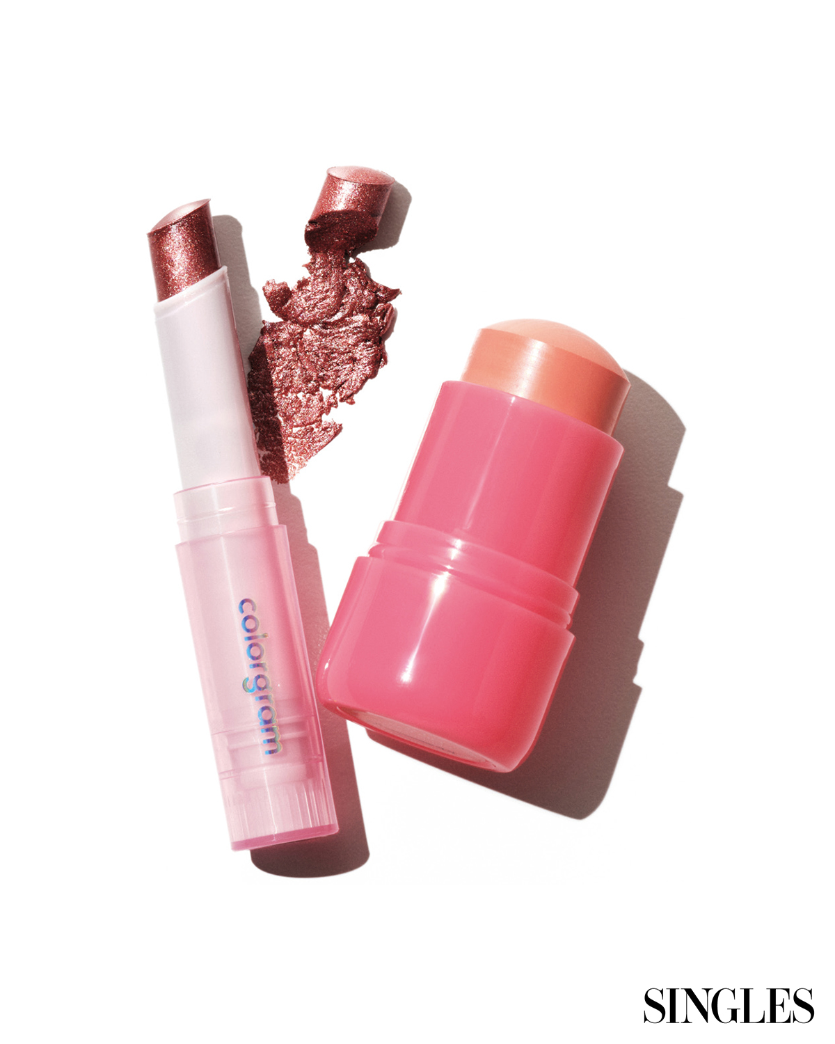 싱글즈 3월 호 봄 메이크업 제품 이미지