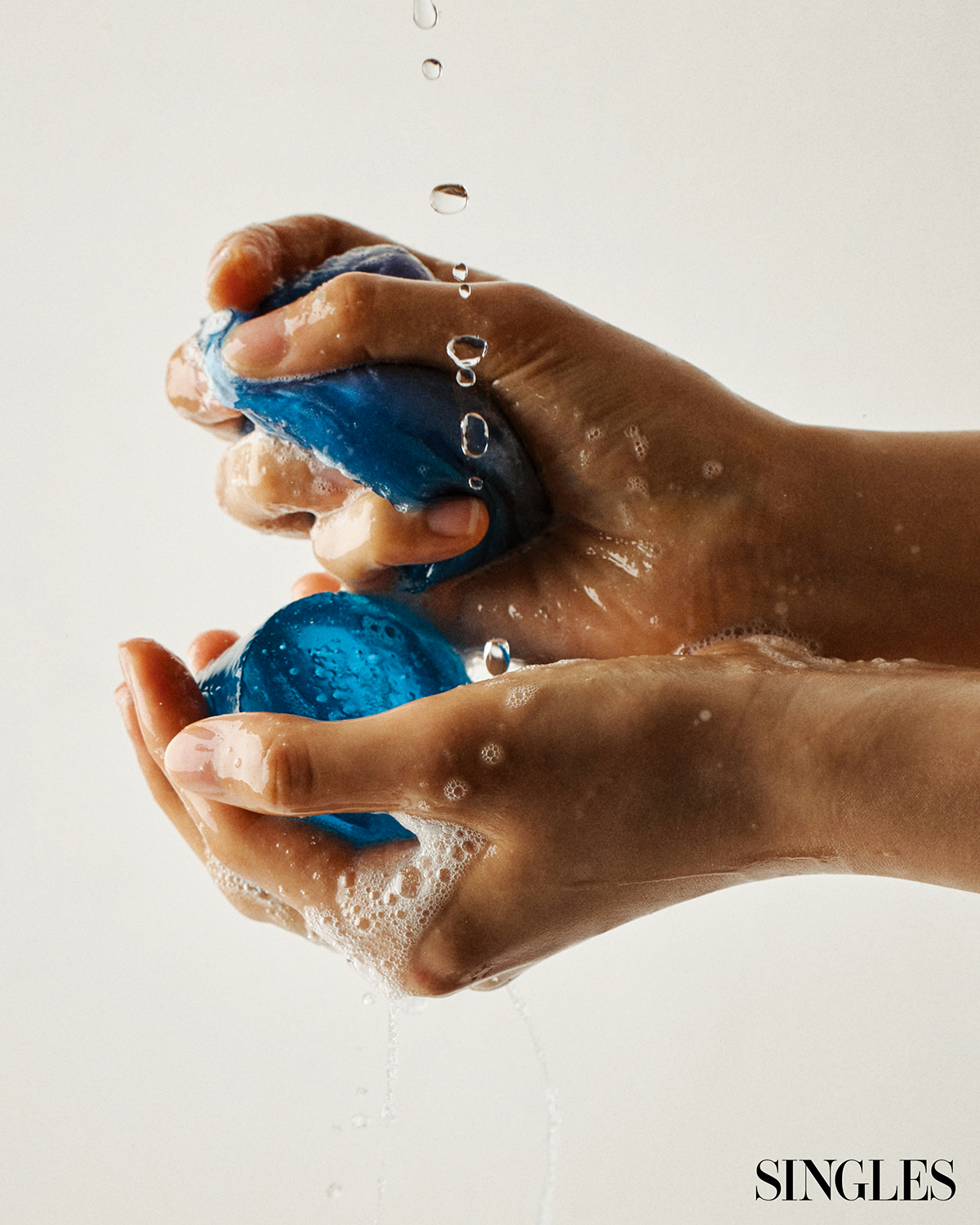 싱글즈 3월 호 센서리 뷰티 관련 이미지