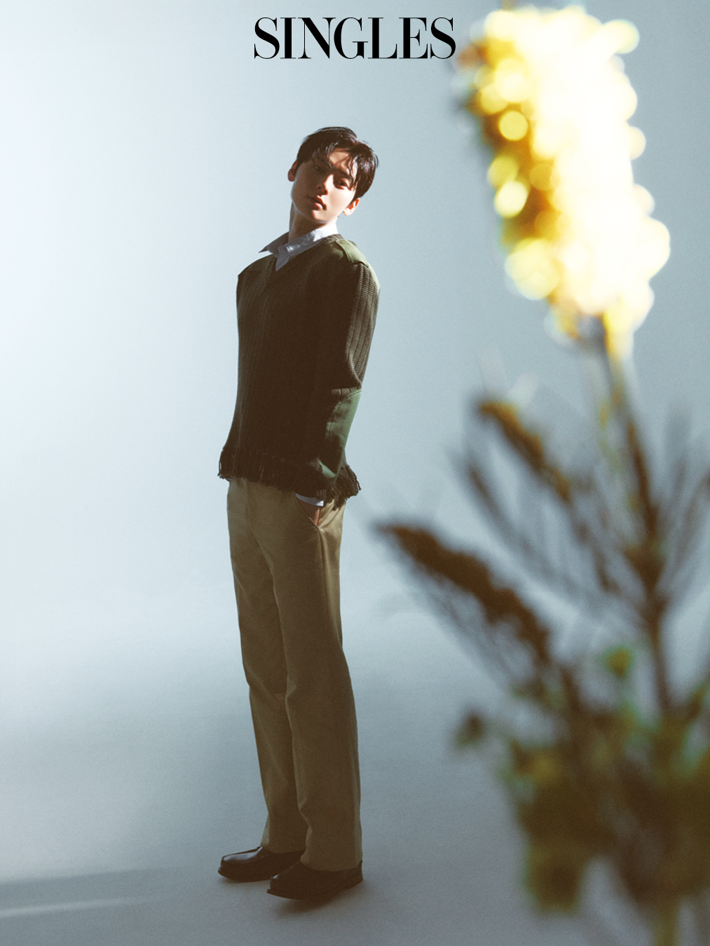 싱글즈 4월 호 황민현 화보 이미지