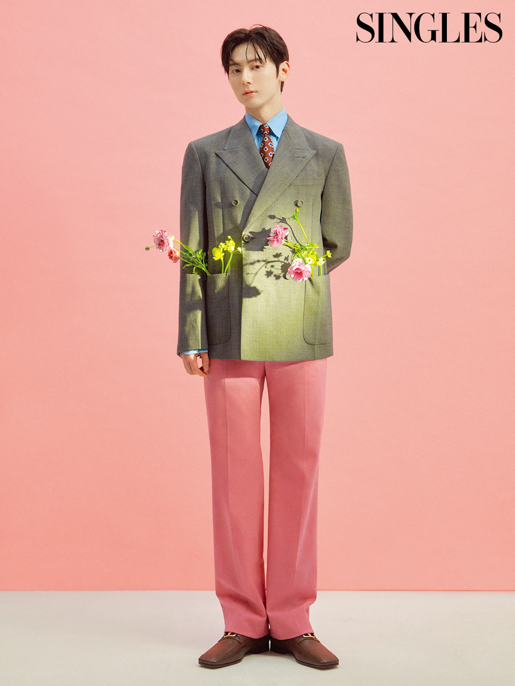 싱글즈 4월 호 황민현 화보 이미지