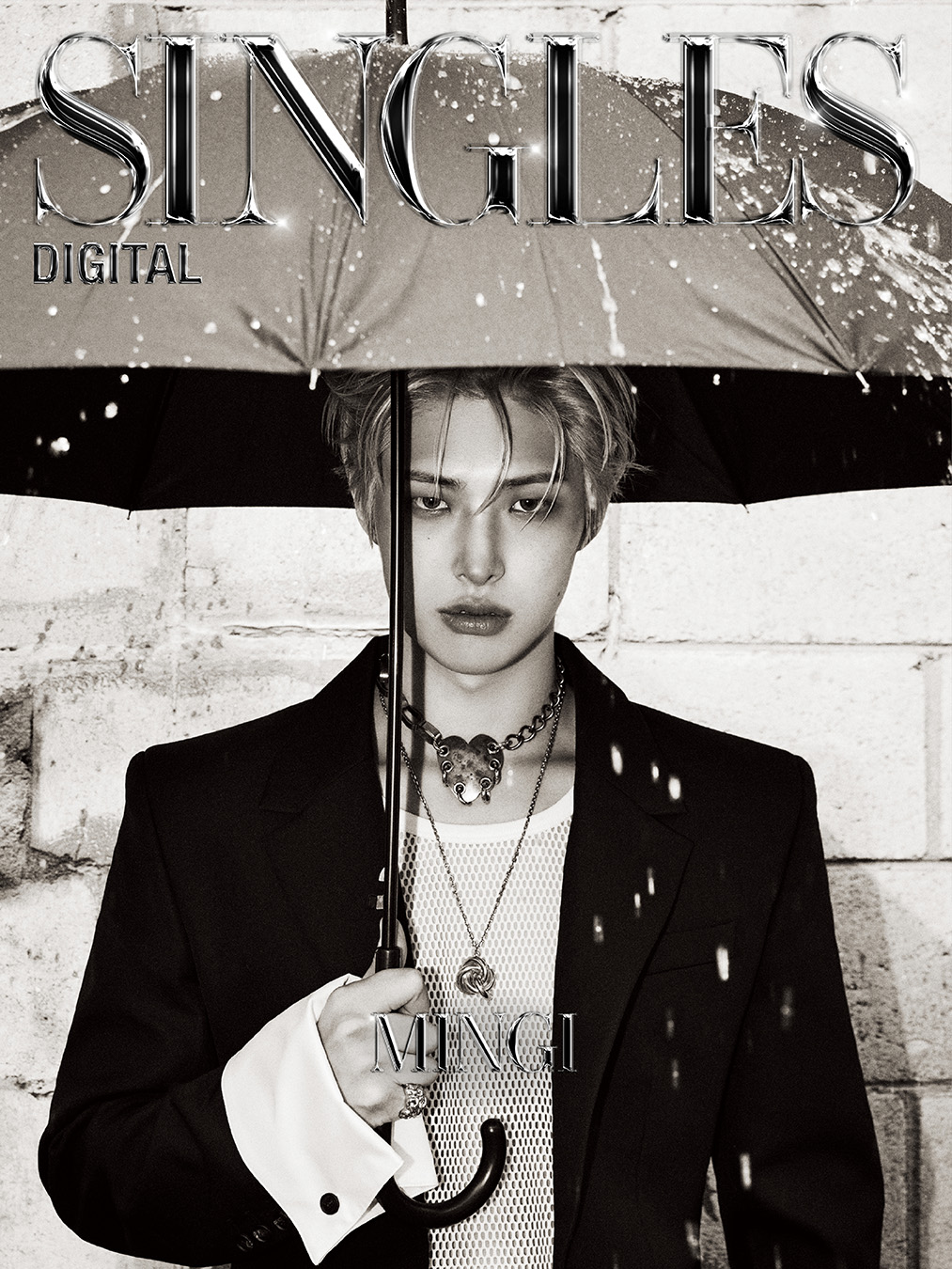 에이티즈 민지 싱글즈 5월 호 커버 이미지 