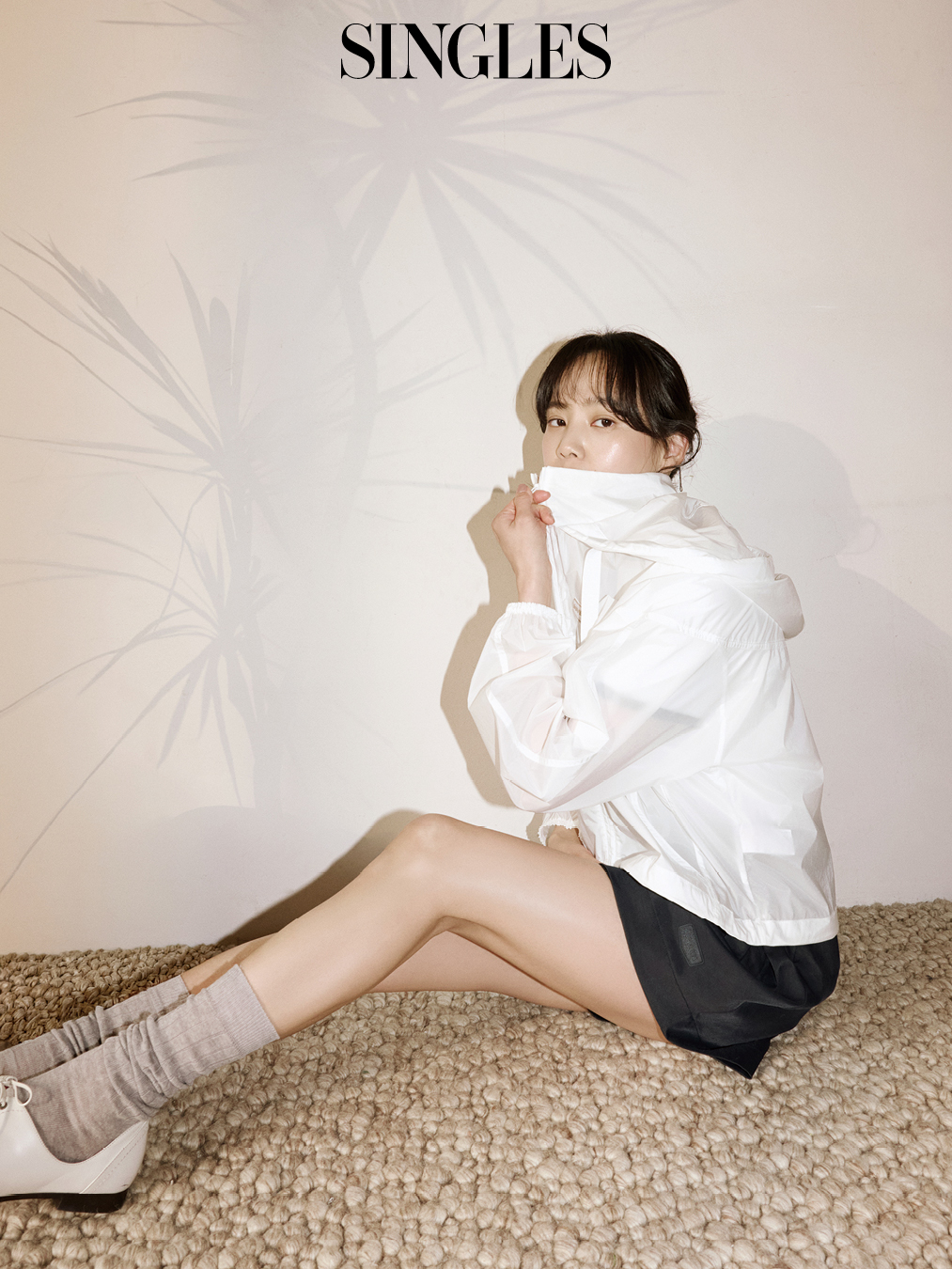 싱글즈 5월 호 김무열,윤승아 커플 화보 이미지