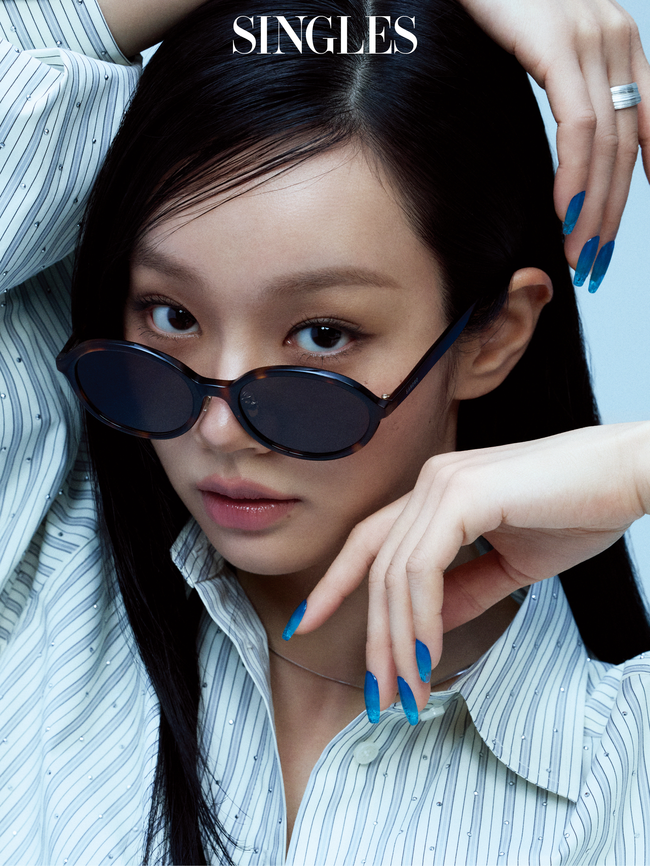 싱글즈 6월 호 혜리 화보이미지