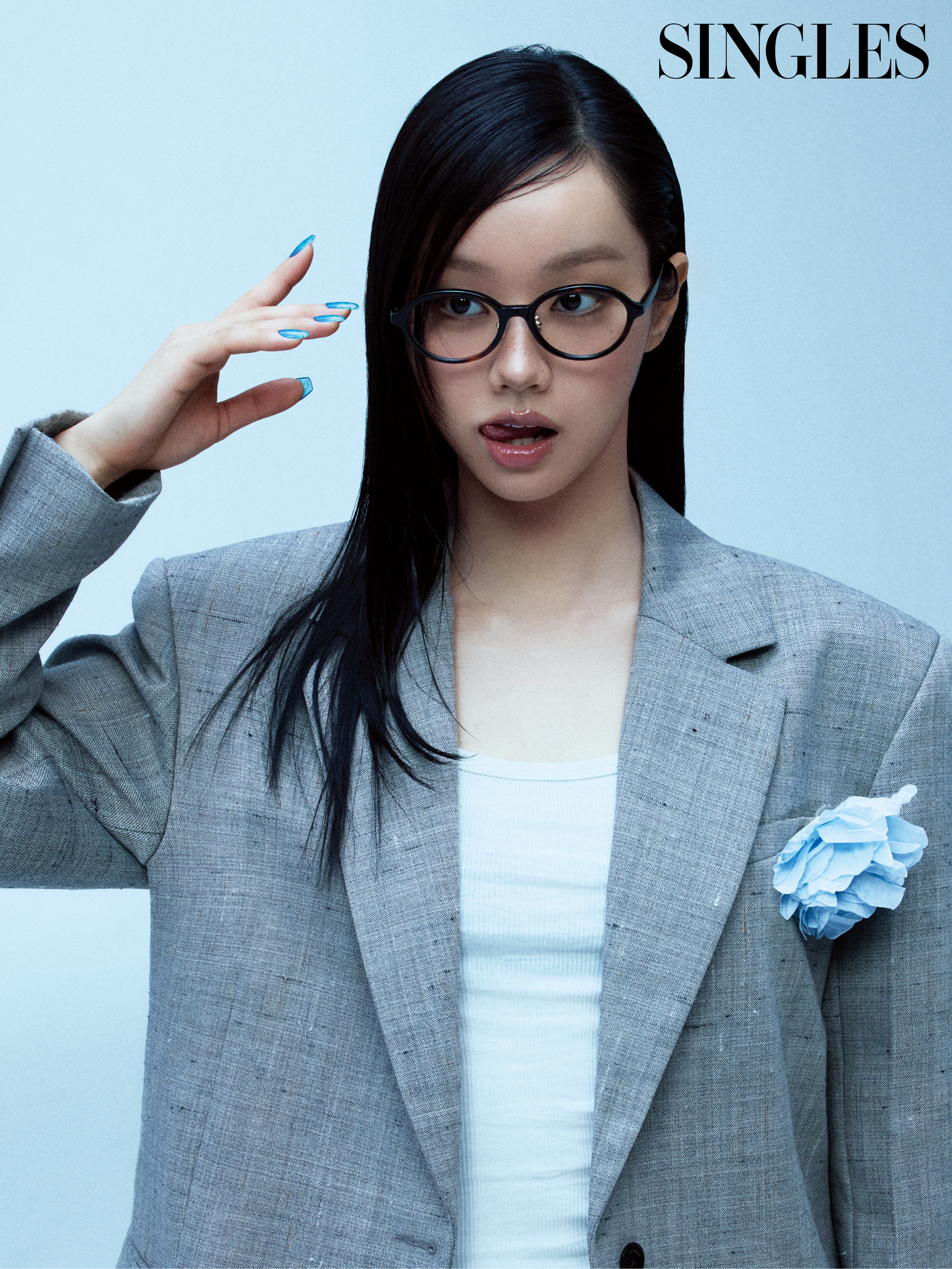 싱글즈 6월 호 혜리 화보이미지
