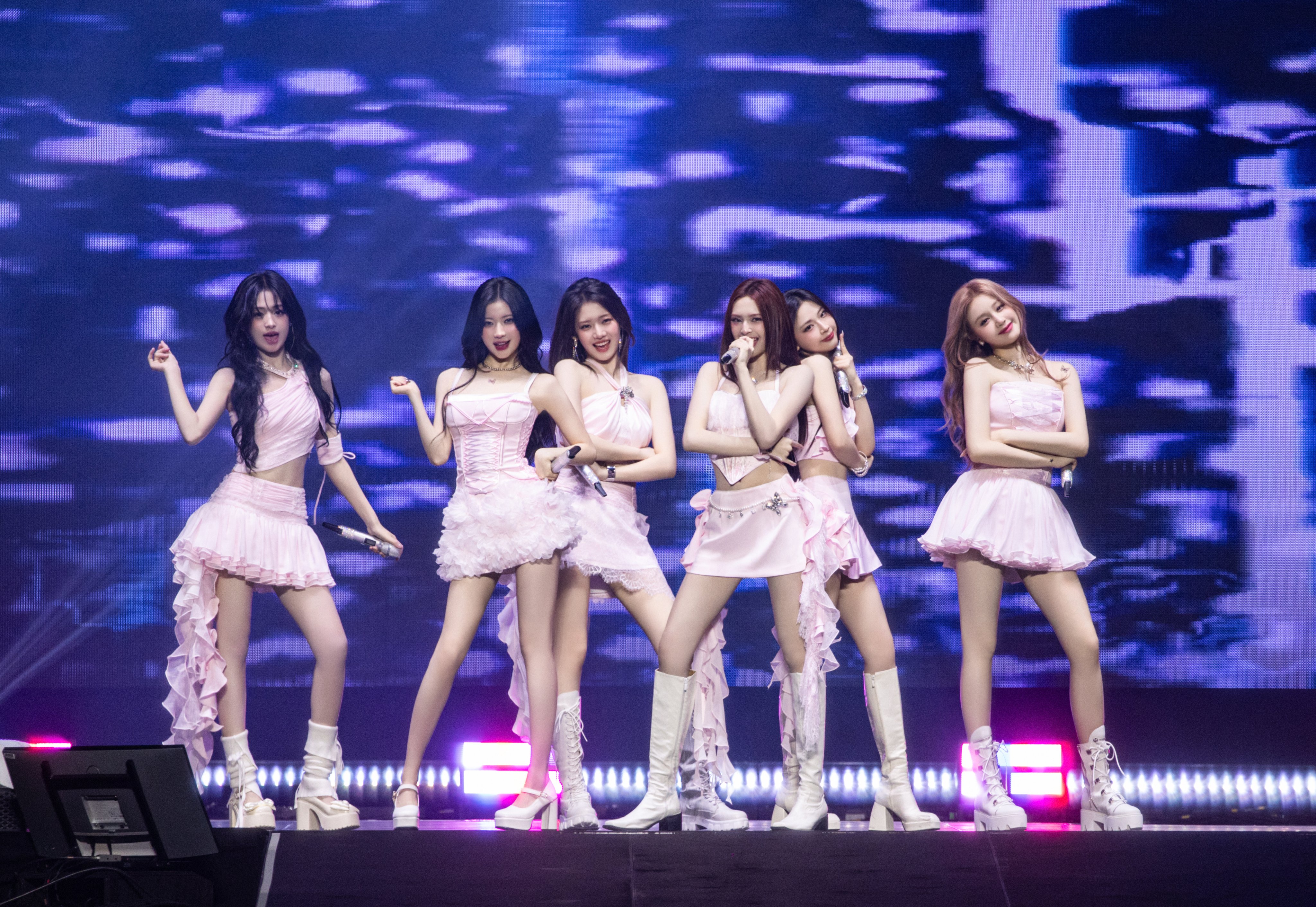 베이비몬스터 사진