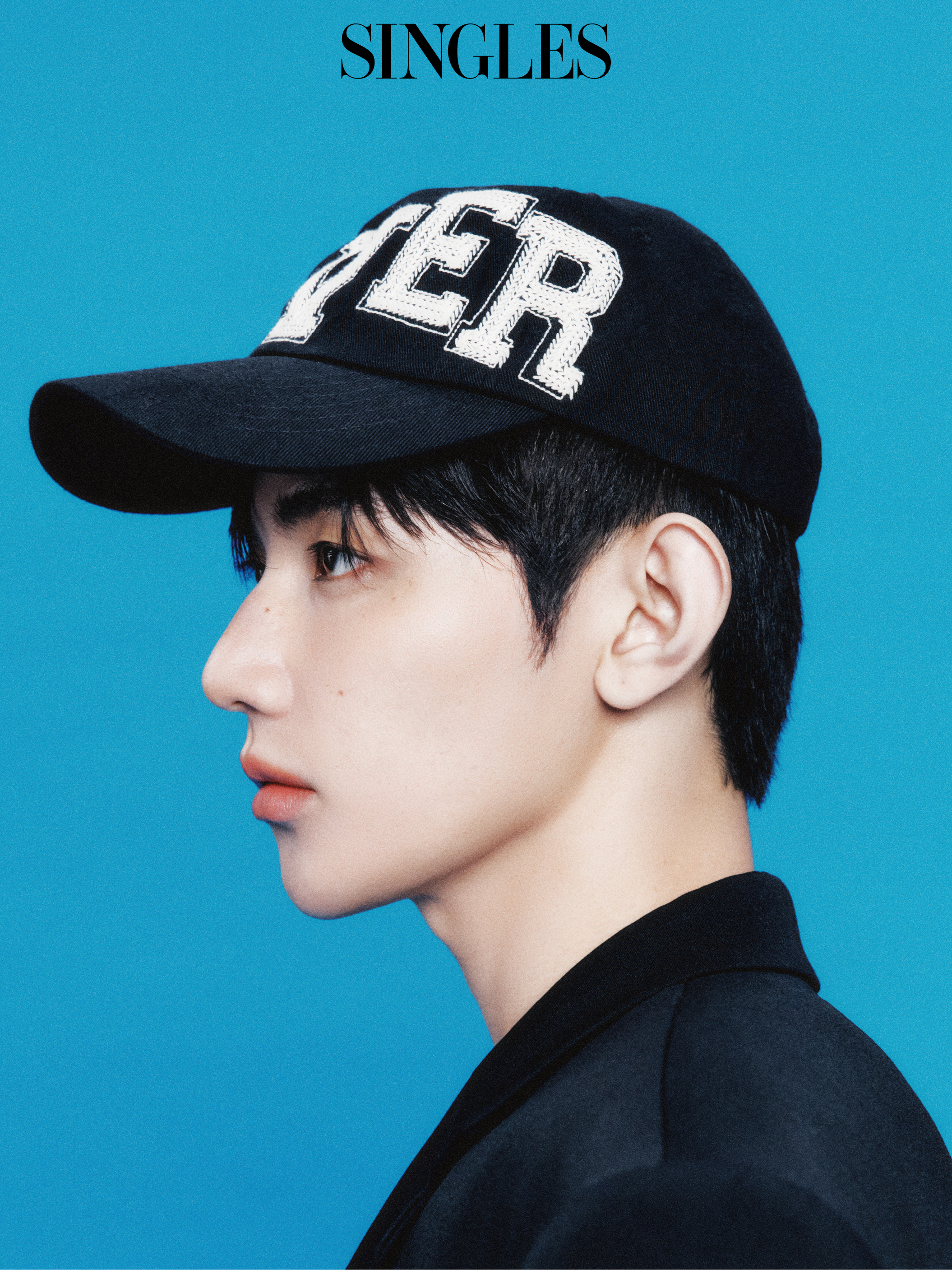 장하오의 싱글즈 7월 호 화보 이미지
