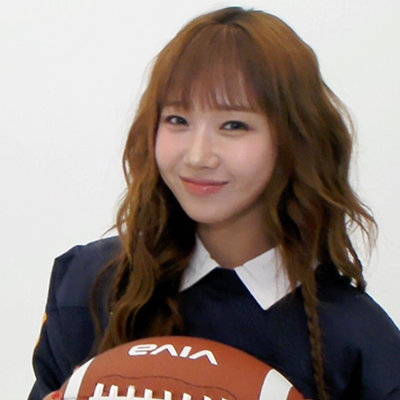 Still Cute? 변함없이 귀여운 최유정의 화보 비하인드