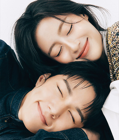 배우 김명수(인피니트 엘)·강민아, 드라마 <공감세포>만큼 설레는 〈싱글즈〉 커플 화보 공개!